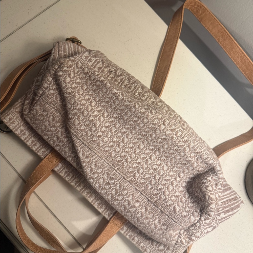 Thirty- One Casual Crossbody in canyon weave - Picture 3 of 4